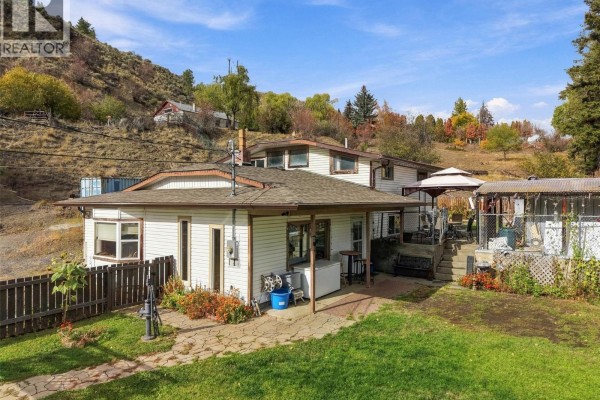 Den - 894 Mayne Road, Kamloops, BC V2B6H3 Photo 2