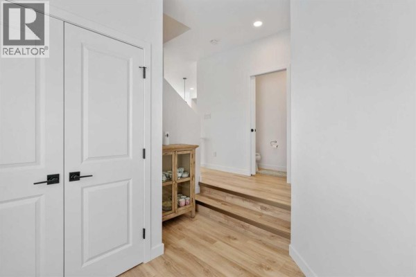 Foyer - 894 Miners Boulevard W, Lethbridge, AB T1J5L9 Photo 4