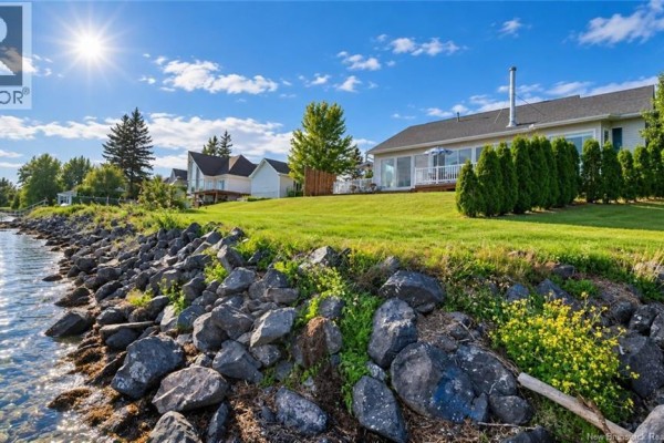 894 Rue Des Chalets Street, Tracadie, NB, photo 3