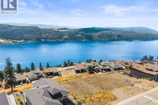 8948 Hampshire Crescent, Vernon, BC V1H2K9 Photo 5