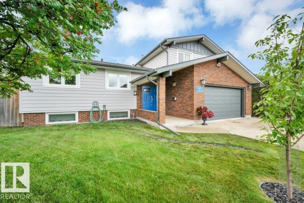 Kitchen - 895 Lee Ridge Rd Nw, Edmonton, AB T6K0R1 Photo 2