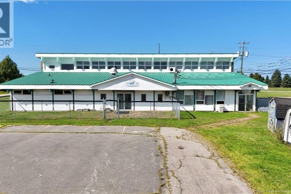 895 St Anne, Bathurst, NB E2A2N5 Photo 4