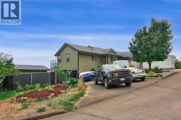 895a Georgeann Road, Kamloops, BC, photo 2