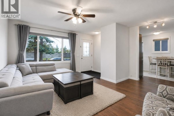 Primary Bedroom - 896 Rundlecairn Way Ne, Calgary, AB T1Y2R7 Photo 5
