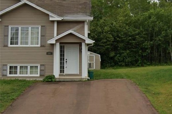 897 Bernard Street, Dieppe