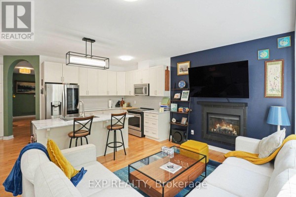 Primary Bedroom - 897 Bunchberry Way, Ottawa, ON K1T3T8 Photo 4