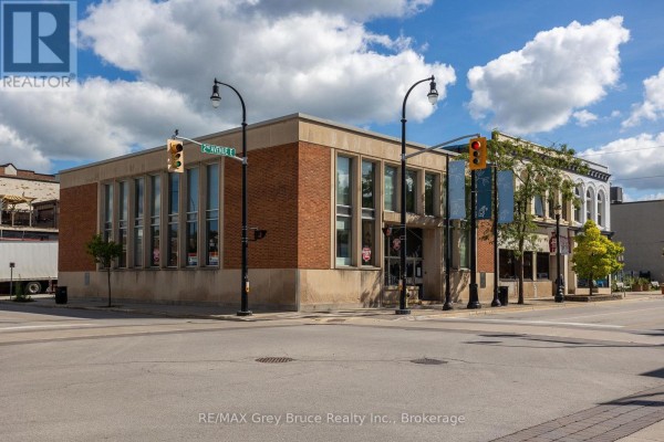 899 2nd Avenue, Owen Sound, ON, photo 2