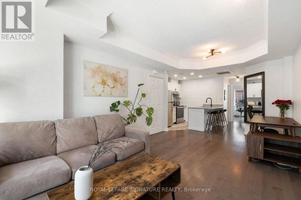 8c Portland Street, Toronto, ON M5V3N6 Photo 4