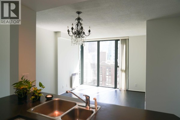 8xx 1331 W Georgia Street, Vancouver, BC V6E4P1 Photo 4