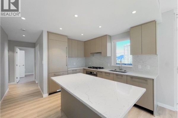 8xx 5938 Olive Avenue, Burnaby, BC V5H0M6 Photo 4