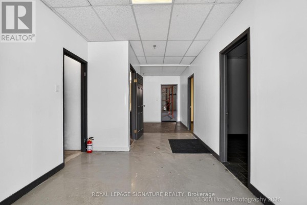 9 - 130 Industry Street, Toronto, ON M6M5G3 Photo 4
