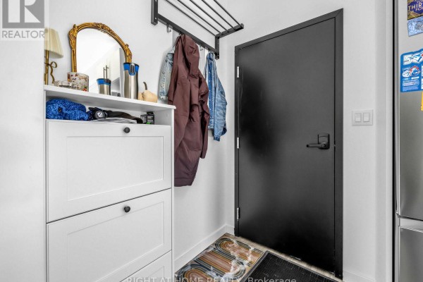 Bedroom 2 - 9 - 148 Glenlake Avenue, Toronto, ON M6P1E7 Photo 5