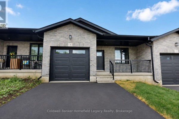 9 - 165 Egan Avenue, St  Marys, ON, photo 2