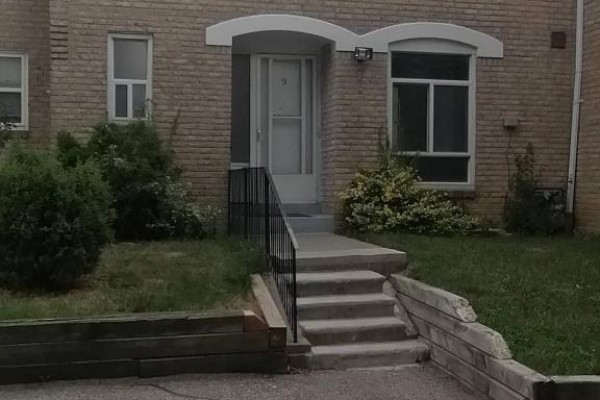 9 - 17 Gosford Boulevard, Toronto, ON, photo 3