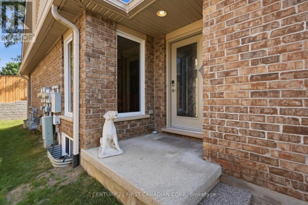 Kitchen - 9 - 1853 Blackwater Road, London North, ON N5X4R9 Photo 3
