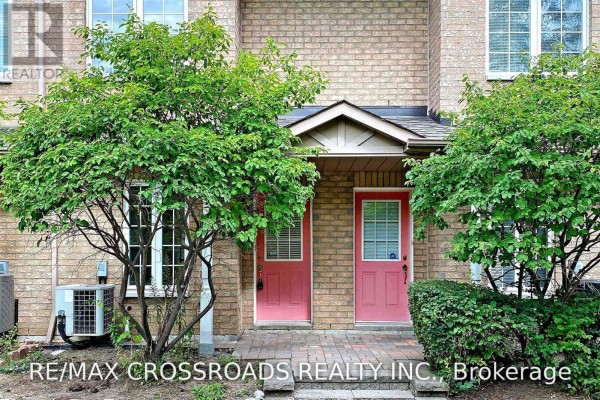 Kitchen - 9 - 22 St Moritz Way, Markham, ON L3R4G4 Photo 3