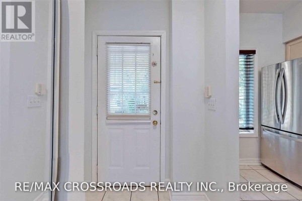 Bedroom 2 - 9 - 22 St Moritz Way, Markham, ON L3R4G4 Photo 4
