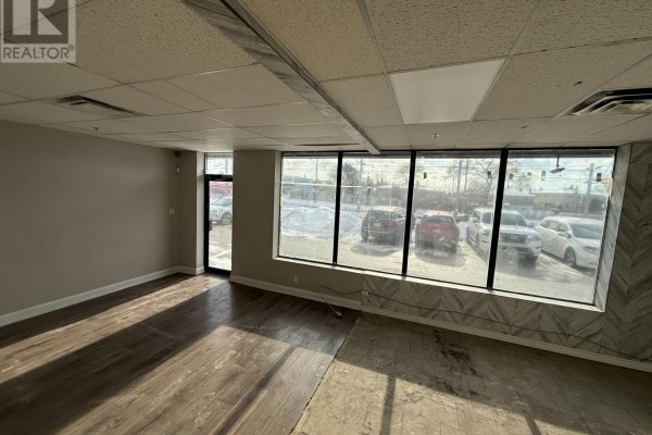 9 - 2450 Finch Avenue W, Toronto, ON M9M2E9 Photo 3