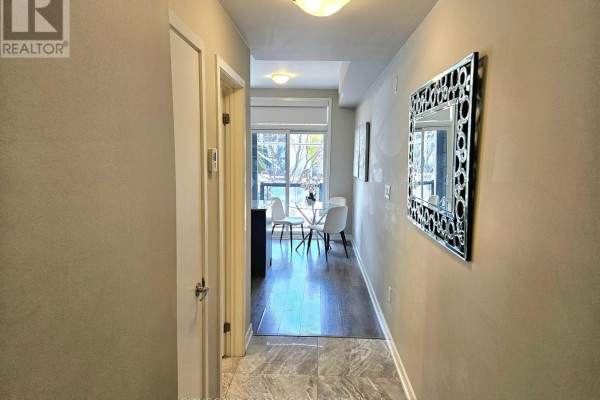Dining room - 9 - 31 Florence Street, Toronto, ON M6K0C5 Photo 2