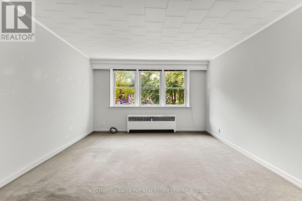 Bedroom - 9 - 4 Robinson Street, Hamilton, ON L8P1Y5 Photo 4