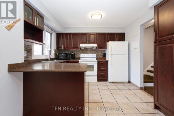 9 - 4165 Fieldgate Drive, Mississauga, ON, photo 3
