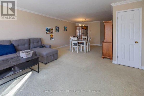 Laundry room - 9 - 44 King William Street, Huntsville, ON P1H1G3 Photo 4