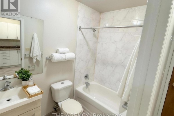 9 - 45 King Avenue W, Clarington, ON L1B1H2 Photo 4