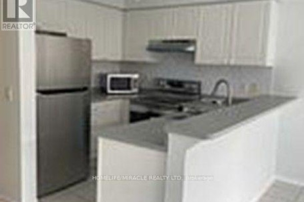 Primary Bedroom - 9 - 5055 Heatherleigh Avenue, Mississauga, ON L5V2R6 Photo 4