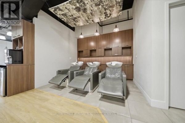 9 - 515 Dundas Street W, Oakville, ON L6M1L9 Photo 5