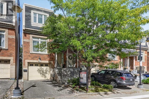 9 - 8032 Kipling Avenue, Vaughan, ON L4L2A1 Photo 2