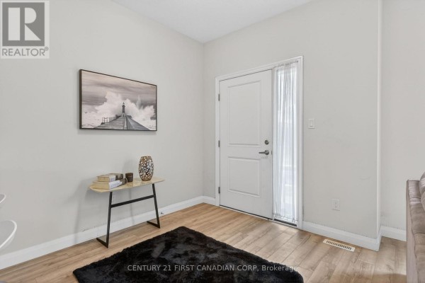 Dining room - 9 - 807 Kleinburg Drive, London North, ON N5X0N6 Photo 3