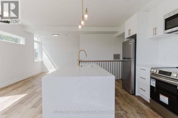 9 - 845 Champlain Street, Ottawa, ON K1C1K3 Photo 4