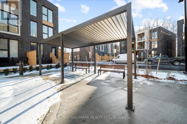 9 180 Clonmore Avenue, Toronto, ON M1N1Y1 Photo 4