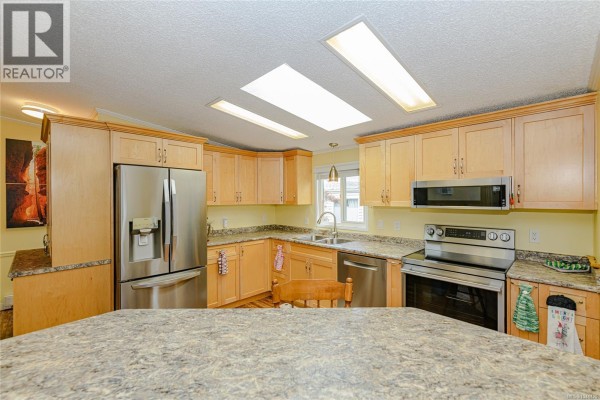 9 1927 Tzouhalem Rd, Duncan, BC, photo 3