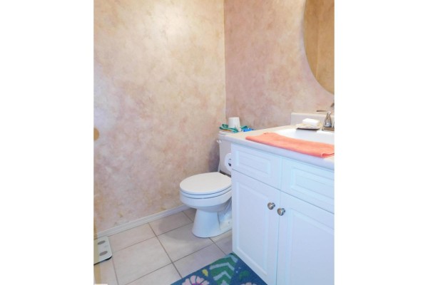 Primary Bedroom - #9 303 Leger Wy Nw, Edmonton, AB T6R2X9 Photo 5