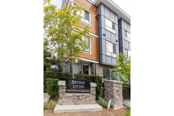 9 5476 Brydon Crescent, Langley