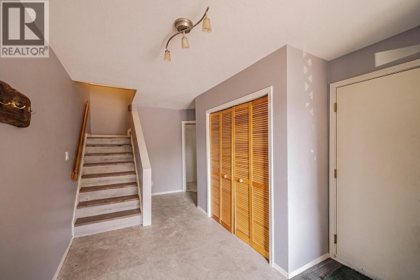 9 7467 Prospect Street, Pemberton, BC V0N2L1 Photo 5