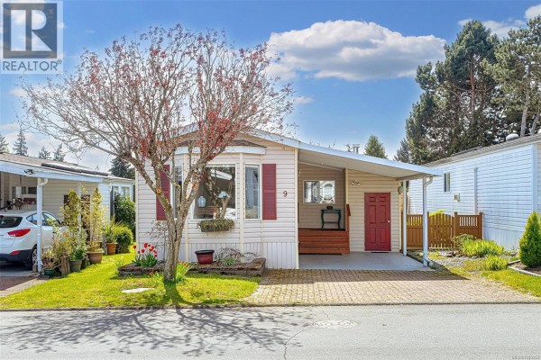 9 7583 Central Saanich Rd, Central Saanich, BC, photo 2