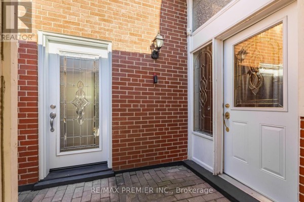 Primary Bedroom - 9 Adeline Court, Toronto, ON M9V3M9 Photo 4