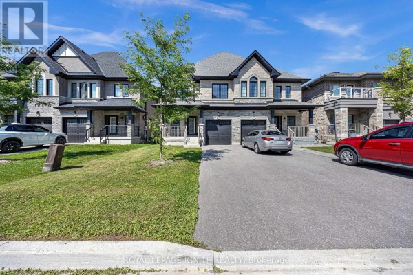 9 Alan Williams Trail, Uxbridge, ON, photo 2