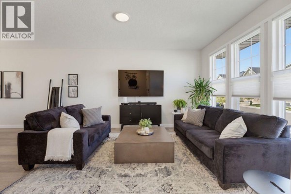 Living room - 9 Amblefield Passage Nw, Calgary, AB T3P2C2 Photo 5