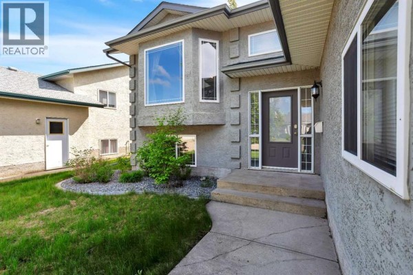 9 Archibald Crescent, Red Deer, AB, photo 2