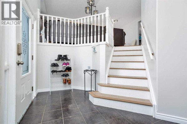 9 Archibald Crescent, Red Deer, AB, photo 3