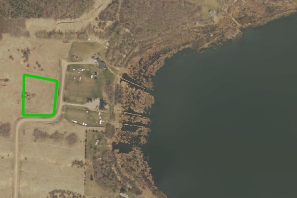 Map view highlighting the lot's location near the water and surrounding properties. - 9 Bechthold Bay 104, 191054 Twp 852, Rural Athabasca County