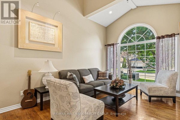 9 Blackshire Circle, Ottawa, ON K2J5L8 Photo 5