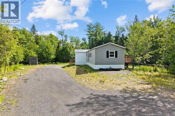 Bath (# pieces 1-6) - 9 Booth Road, Newcastle Creek, NB E4B2H9 Photo 4