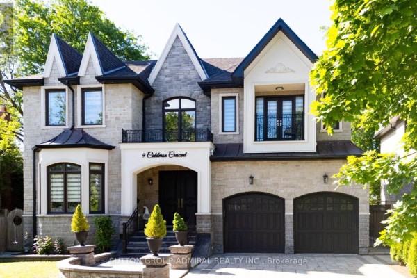 Family room - 9 Calderon Crescent, Toronto, ON M2R2E4 Photo 2