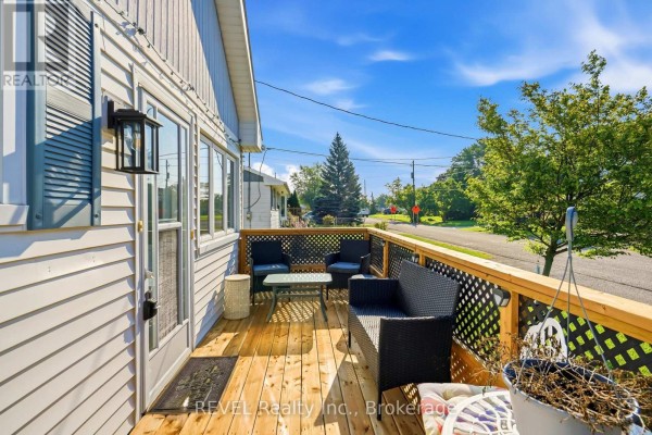 9 Cambridge Avenue, St  Catharines, ON, photo 3