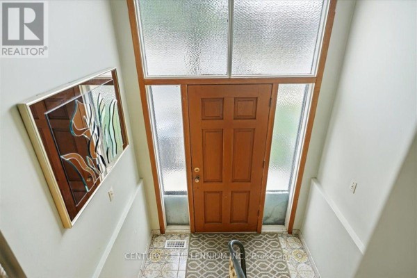Sunroom - 9 Cheryl Court, Brampton, ON L6V3C2 Photo 3