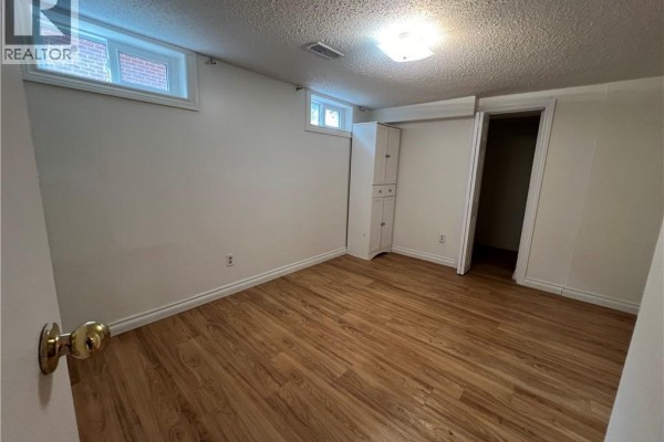 Dining room - 9 Collingwood Street Unit# Lower, Guelph, ON N1E3R2 Photo 2